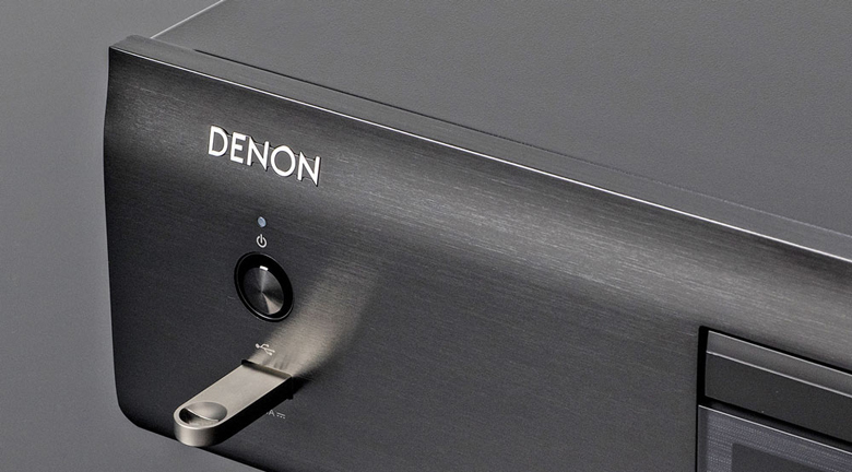 Đầu CD Denon DCD-800NE trang bị cổng kết nối usb