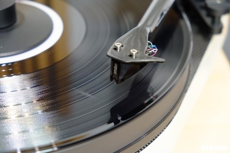 M&acirc;m đĩa than Pro-Ject RPM 5 Carbon
