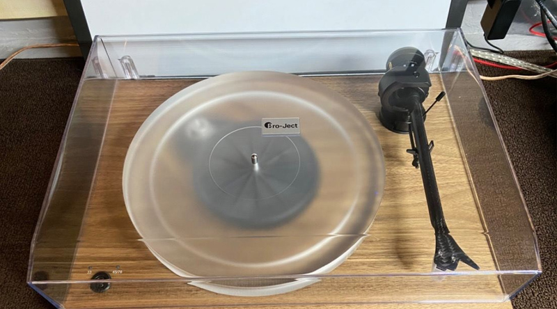 M&acirc;m đĩa than Pro-Ject X2