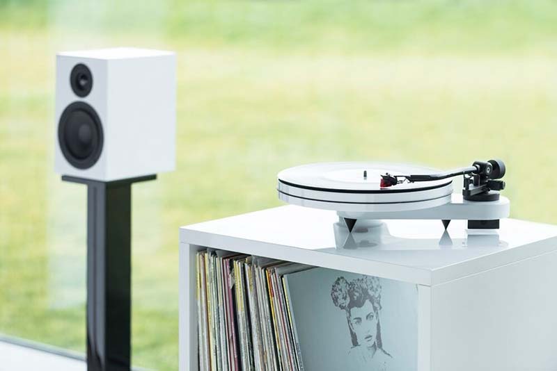 M&acirc;m đĩa than Pro-Ject RPM 1 Carbon