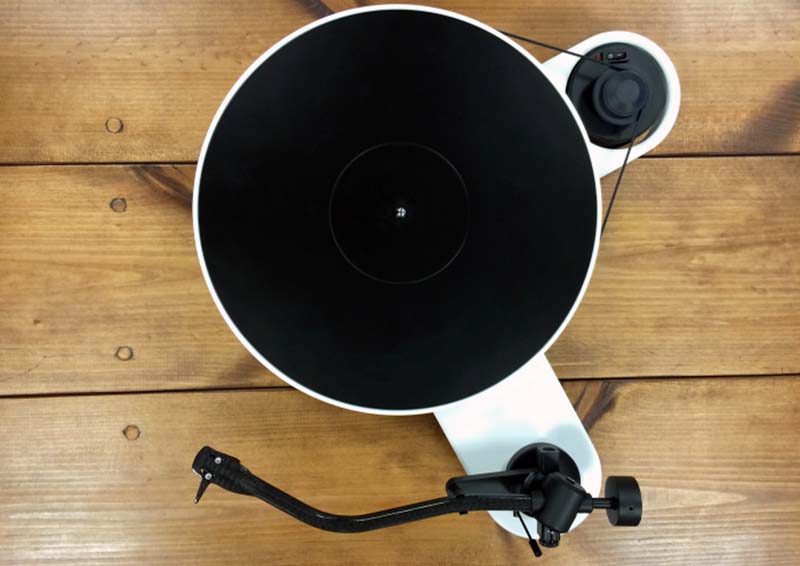 M&acirc;m đĩa than Pro-Ject RPM 3 Carbon