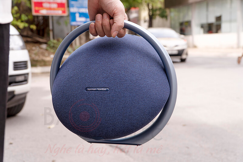 Loa Harman Kardon Onyx Studio 7