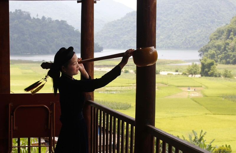 H&aacute;t Then l&agrave; g&igrave;? Nguồn gốc v&agrave; &yacute; nghĩa của nghệ thuật h&aacute;t Then