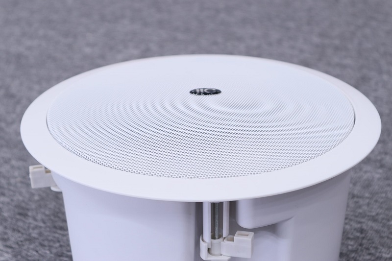 Loa &acirc;m trầm ITC C-630W