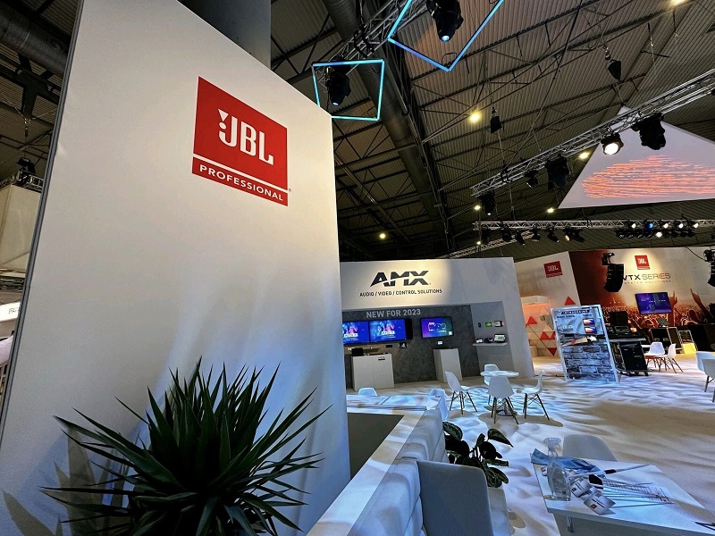 JBL Professional