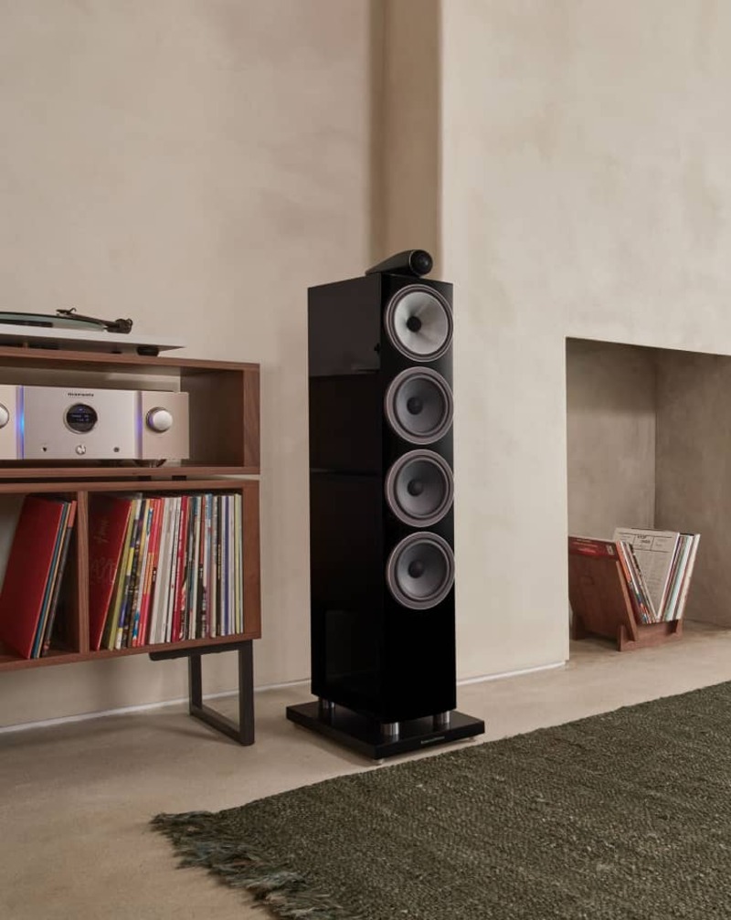 Loa B&W 702 S3