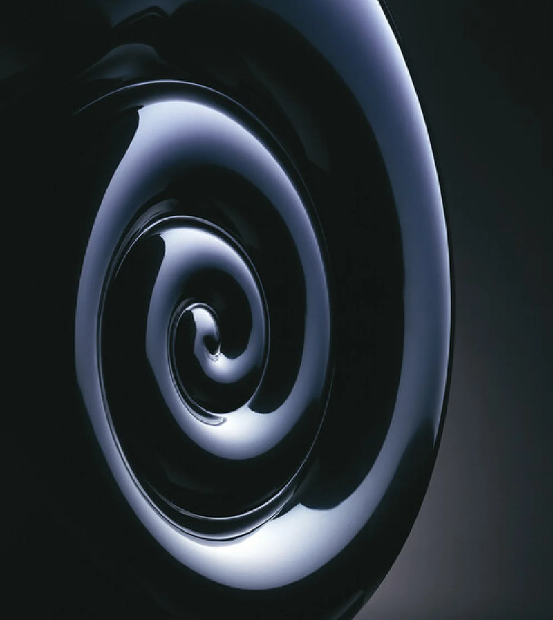 Loa B&W Nautilus