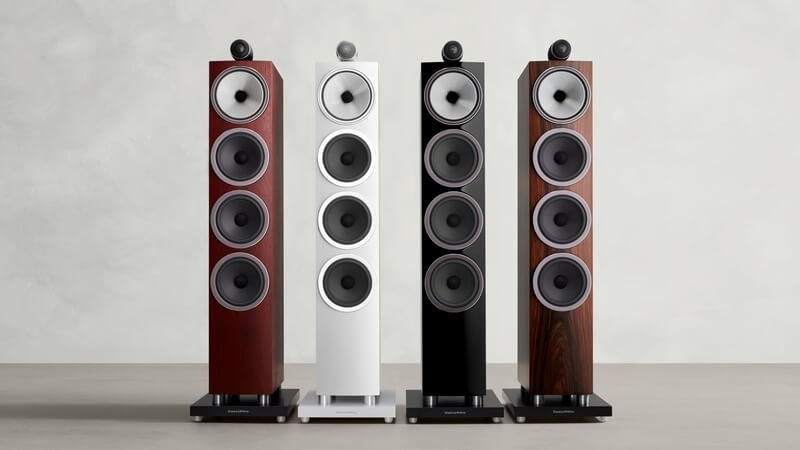 Loa B&W 702 S3
