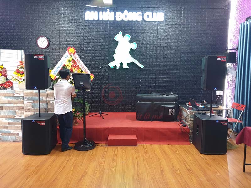 Loa Alto TS315 sử dụng cho qu&aacute;n bar, s&acirc;n khấu hoặc karaoke giải tr&iacute; gia đ&igrave;nh 