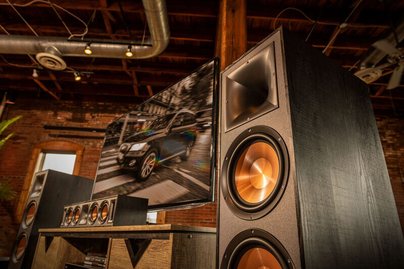 Loa Klipsch R-625FA