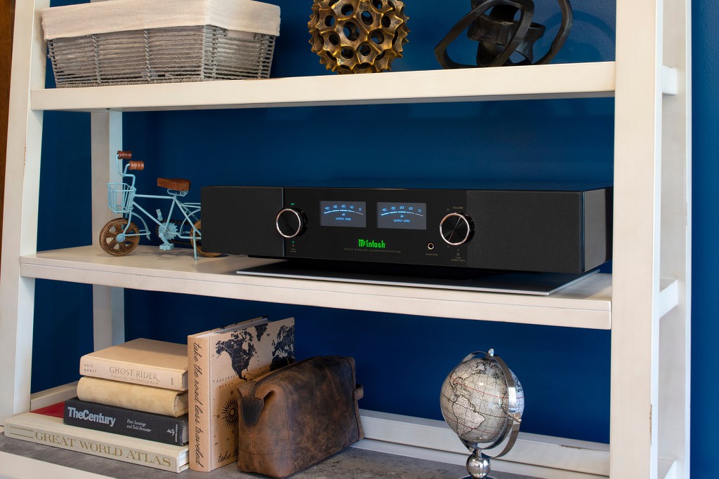Loa McIntosh RS250