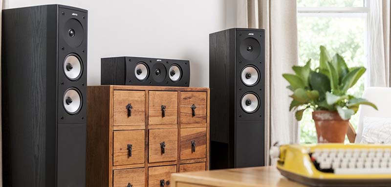 Loa Jamo S62CEN