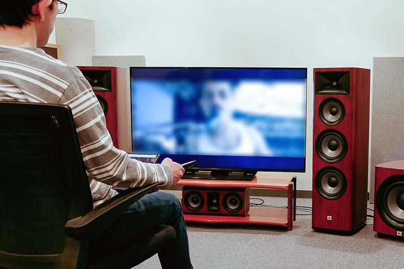 loa JBL Studio 698