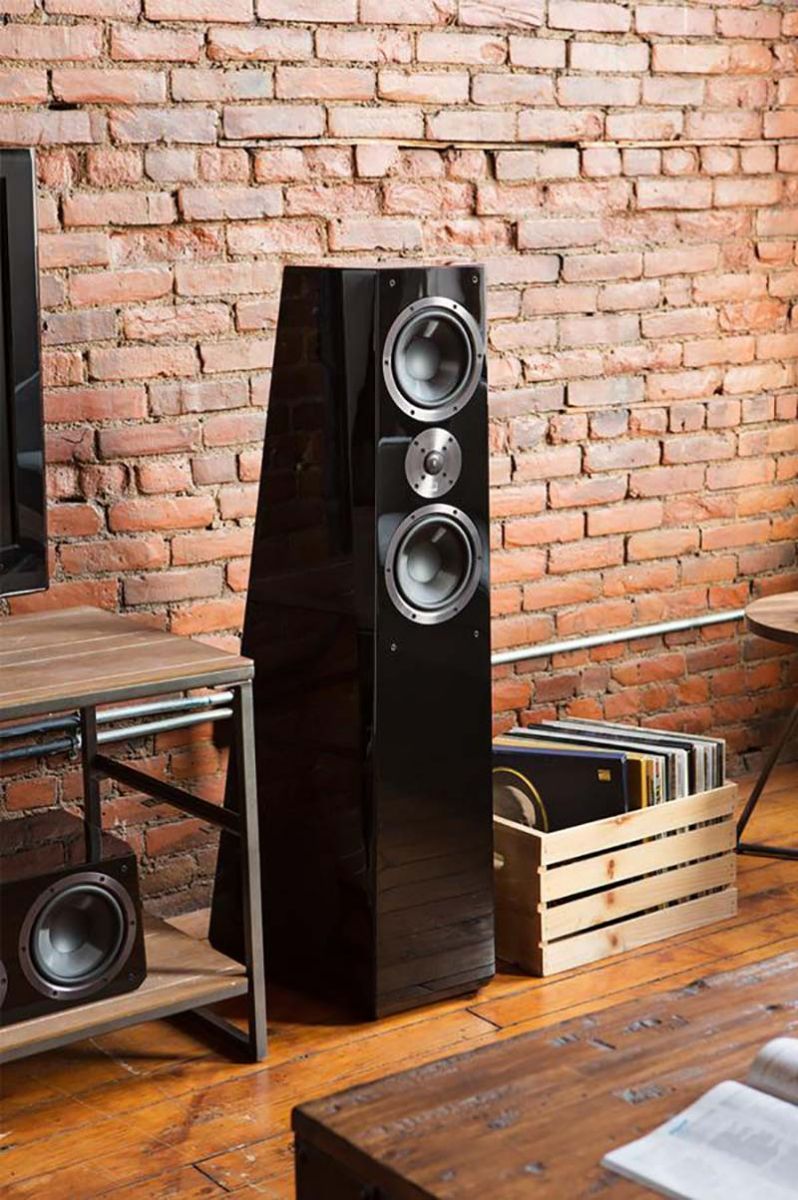 Loa cột SVS Ultra Tower 