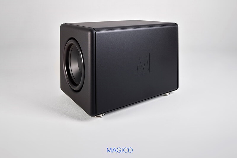 Loa sub Magico Titan 15