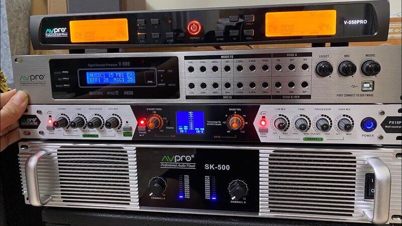 N&ecirc;n chọn lọc x&igrave; hay n&acirc;ng tiếng cho bộ d&agrave;n karaoke ?