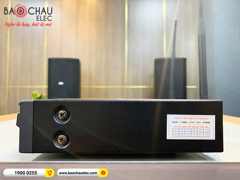 Micro kh&ocirc;ng d&acirc;y BCE U900 Plus X (New 2021)