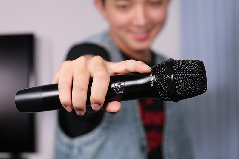 Micro kh&ocirc;ng d&acirc;y Alpha Works D2