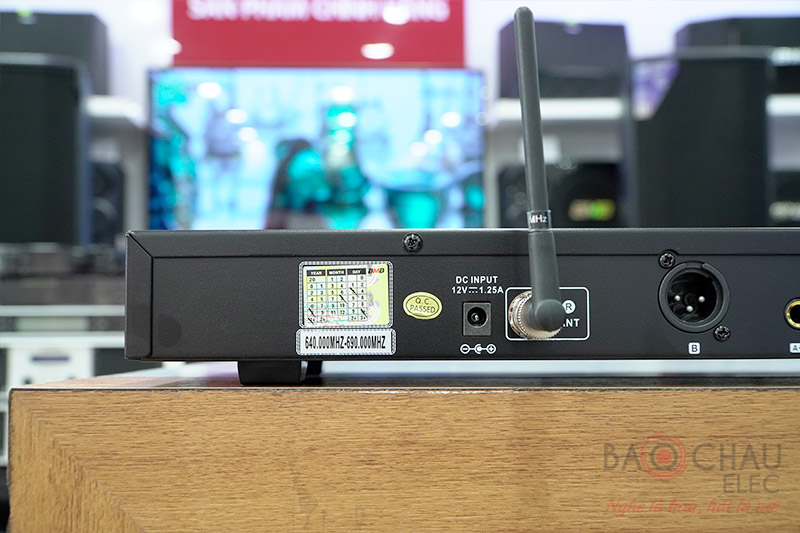 Micro kh&ocirc;ng d&acirc;y BMB WB-5000 (model 2021)
