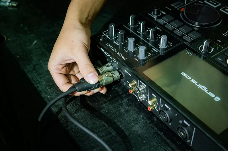 3 Nguyên Tắc Vàng giúp tăng tuổi thọ của bàn DJ bạn cần biết