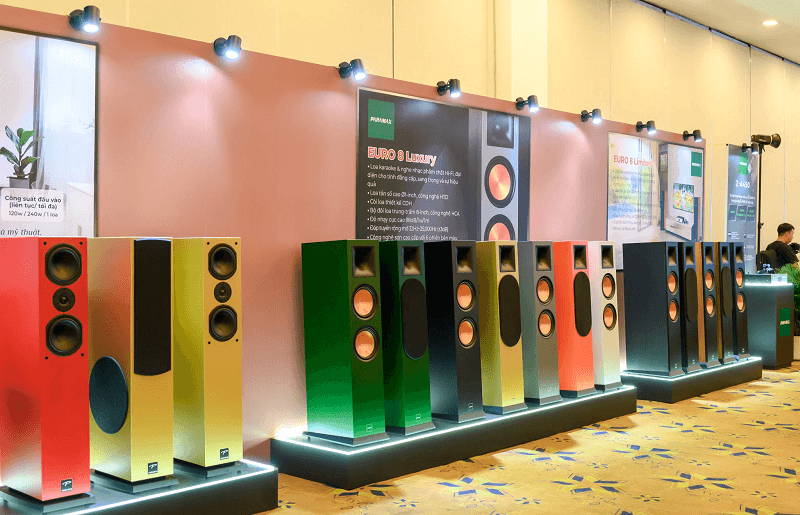 Paramax ra mắt bộ đ&ocirc;i Amply t&iacute;ch hợp vang số Z-A450 v&agrave; loa đứng Hifi Euro 8 series h&aacute;t karaoke tại gia tuyệt vời