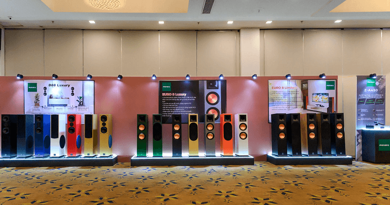 Paramax ra mắt bộ đ&ocirc;i Amply t&iacute;ch hợp vang số Z-A450 v&agrave; loa đứng Hifi Euro 8 series h&aacute;t karaoke tại gia tuyệt vời