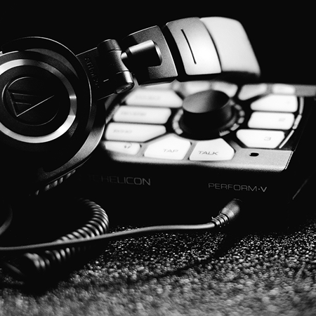 PERFORM-V Voice Processors TC Helicon