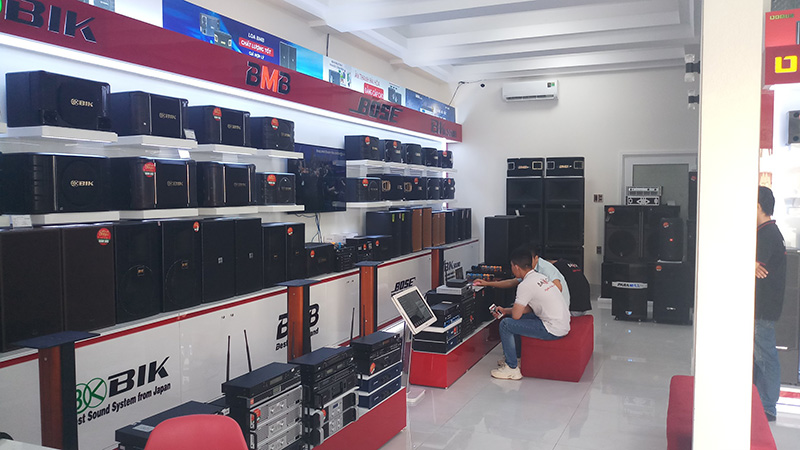 Chương tr&igrave;nh thu cũ đổi mới gi&uacute;p kh&aacute;ch h&agrave;ng c&oacute; thể tiết kiệm h&agrave;ng triệu đồng khi gh&eacute; Bảo Ch&acirc;u Elec 
