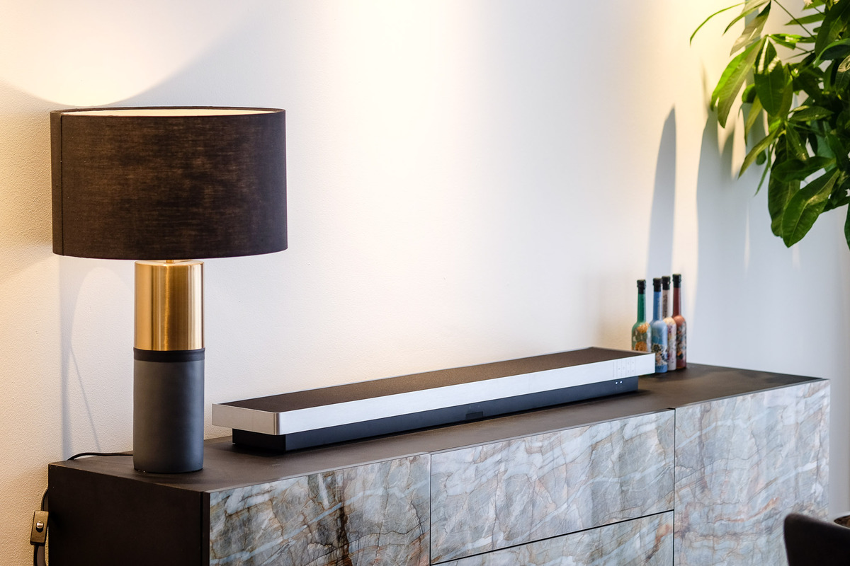 Loa Soundbar B&O Beosound Stage