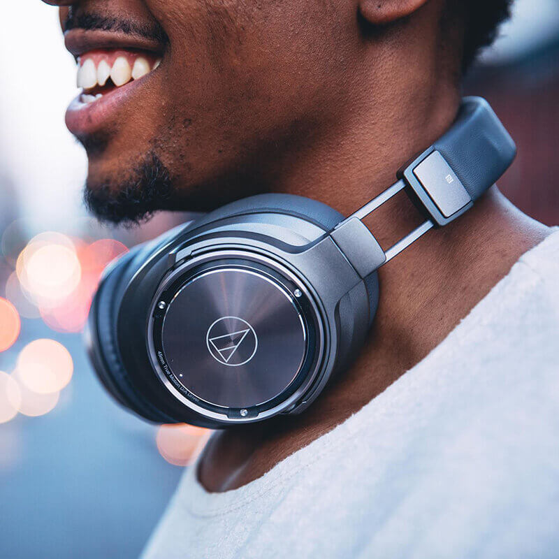 Tai nghe bluetooth l&agrave; g&igrave;? C&oacute; những loại n&agrave;o?