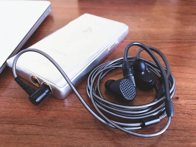 Tai nghe Sony IER-M9