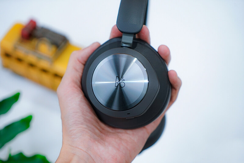 Tai nghe Gamming không dây B&O Beoplay Portal