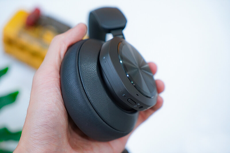 Tai nghe Gamming không dây B&O Beoplay Portal