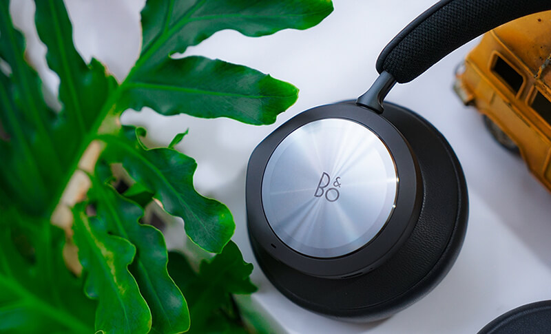 Tai nghe Gamming không dây B&O Beoplay Portal