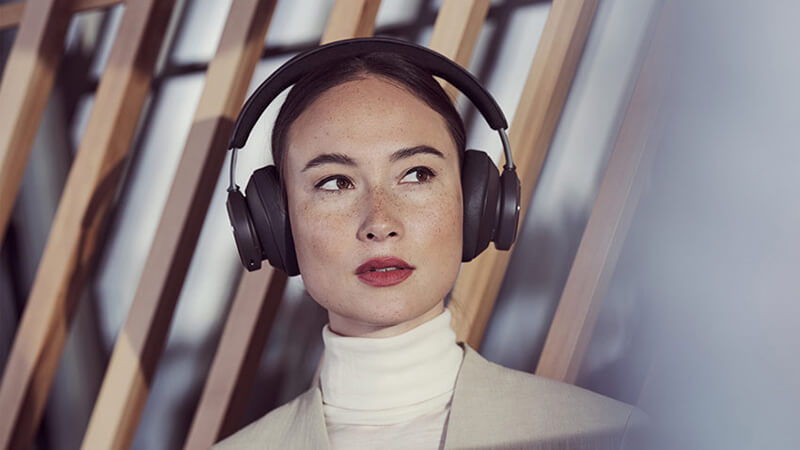 Tai nghe Gamming không dây B&O Beoplay Portal