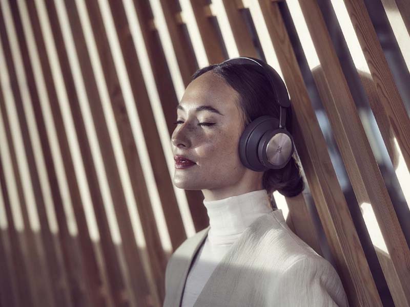 Tai nghe B&O Beoplay Portal PC PS