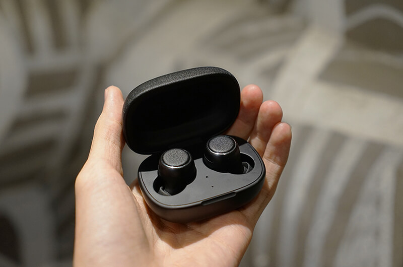 Tai nghe Harman Kardon FLY TWS