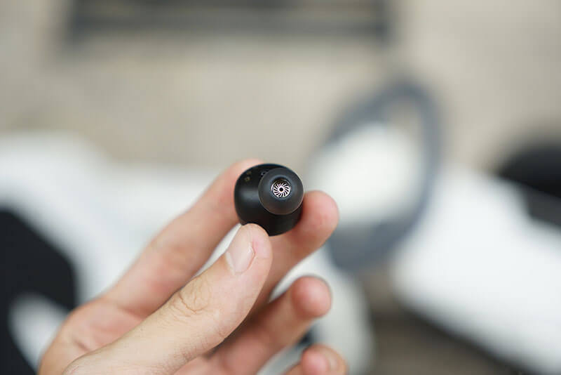 Tai nghe Harman Kardon FLY TWS