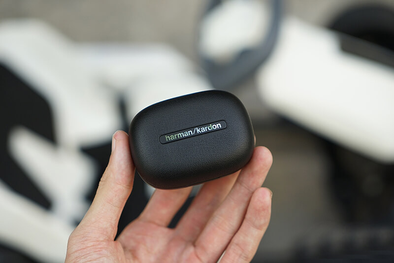 Tai nghe Harman Kardon FLY TWS
