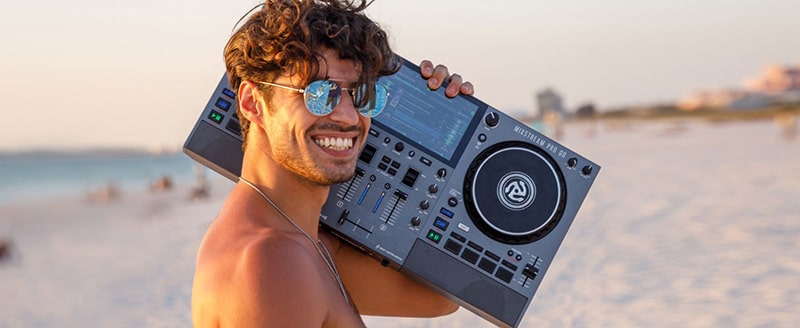 B&agrave;n DJ Numark Mixstream Pro Go