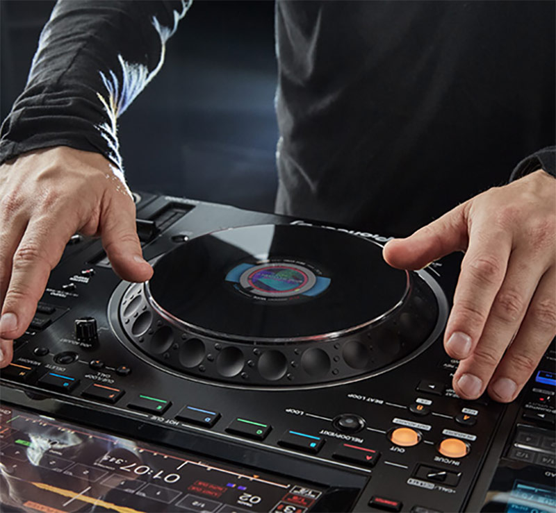 B&agrave;n DJ Pioneer CDJ 3000