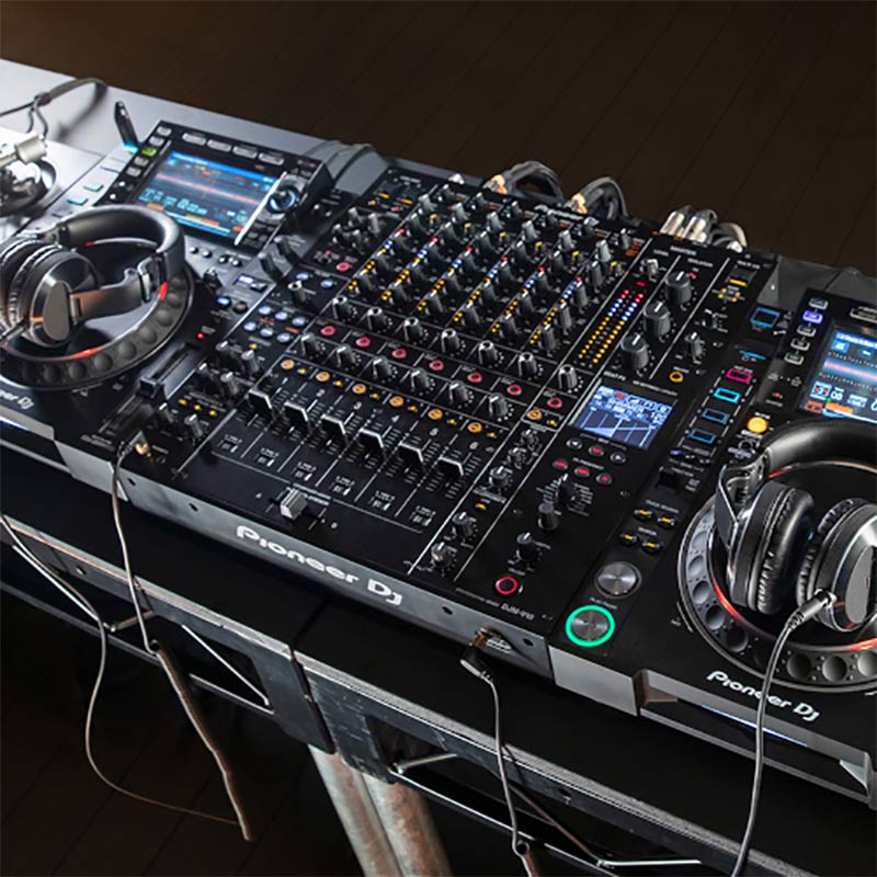 Bàn DJ Pioneer DJM V10
