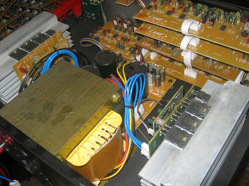 Amply 8 s&ograve; l&agrave; g&igrave;? C&aacute;ch chỉnh amply 8 s&ograve; v&agrave; 12 s&ograve; chuẩn x&aacute;c