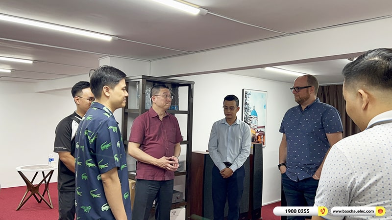 Lãnh đạo The Experts Group, đại diện Cambridge Audio sang thăm và làm việc tại Bảo Châu Elec