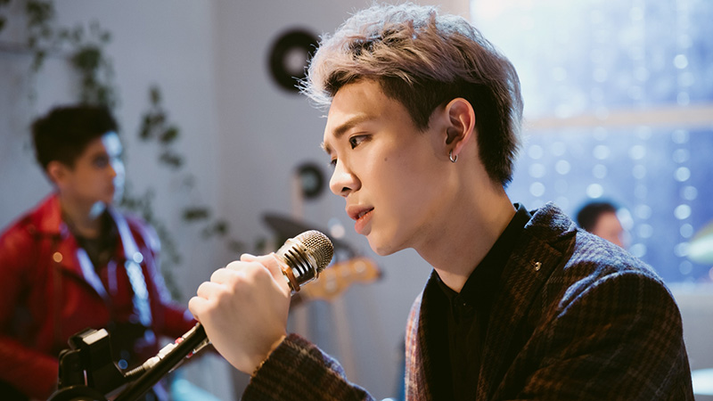 Lựa chọn b&agrave;i h&aacute;t tủ gi&uacute;p bạn tự tin hơn 
