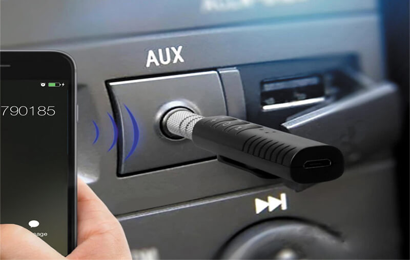 cổng aux trên loa là gì