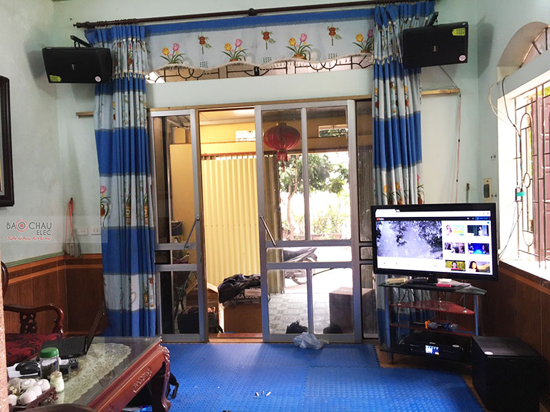 Dàn karaoke gia đình anh Sự h5