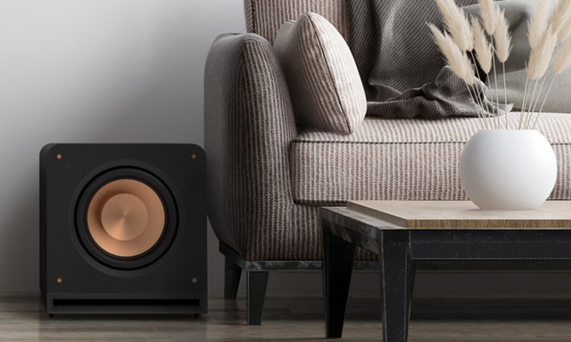Kh&aacute;m ph&aacute; về sự kh&aacute;c biệt tr&ecirc;n d&ograve;ng loa si&ecirc;u trầm Reference Premiere mới nhất từ Klipsch 