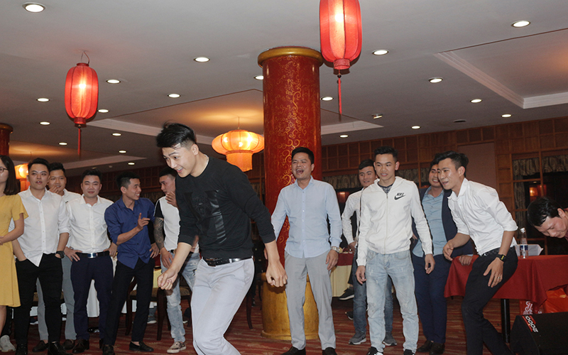 C&aacute;c tr&ograve; chơi vui nhộn, đặc sắc trong Gala Dinner Bảo Ch&acirc;u Elec 3