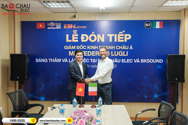 Giám đốc khu vực Châu Á Mr.Federico Lugli sang thăm và làm việc tại Bảo Châu Elec